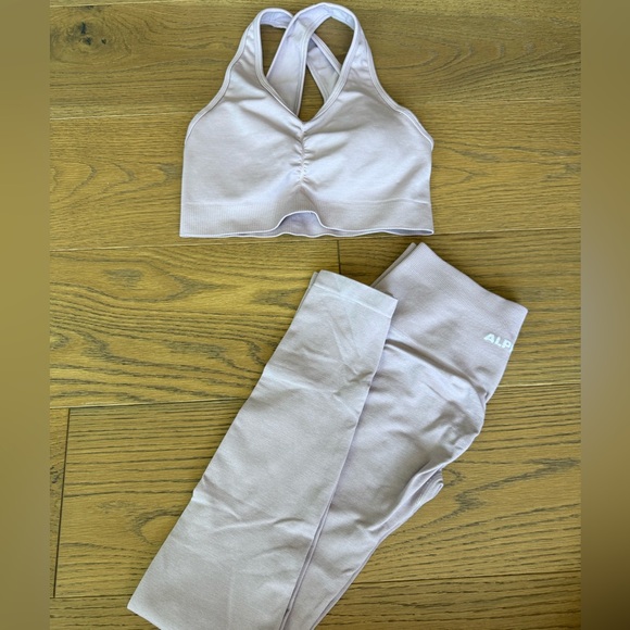 Alphalete Amplify Light Pink Activewear Set - Picture 1 of 3